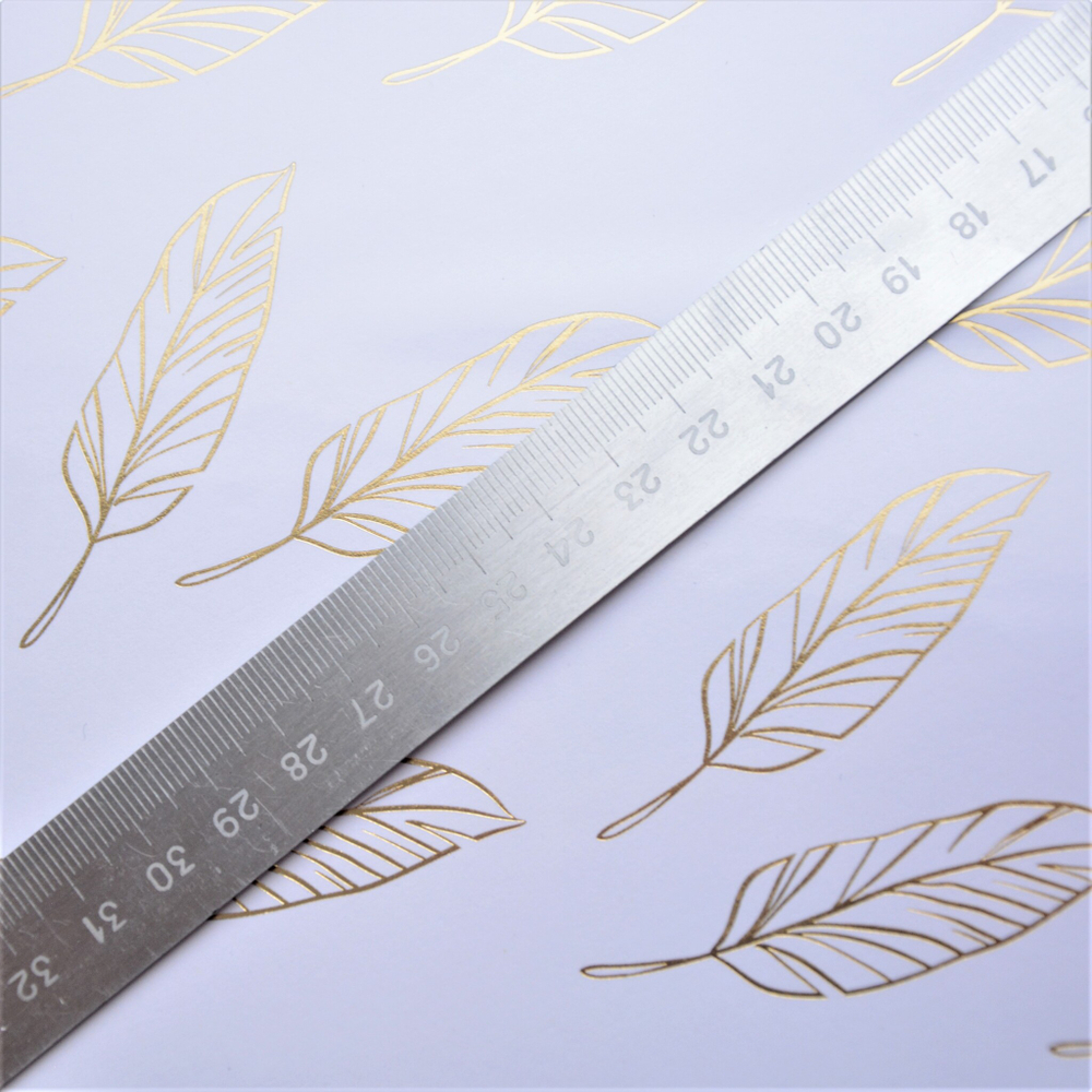 Лист односторонней бумаги с фольгированием, цвет белый, Золотые Перья 30,5х30,5 см