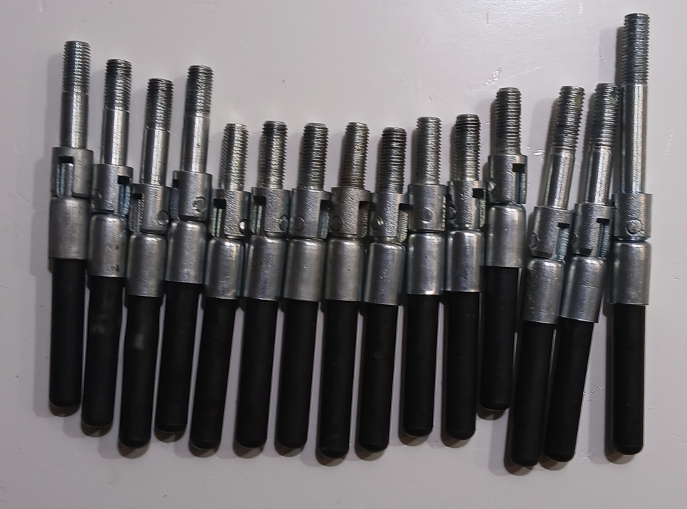 Болт быстросъемный м10 (15шт комплект) для снегохода MotoLand SnowFox 200