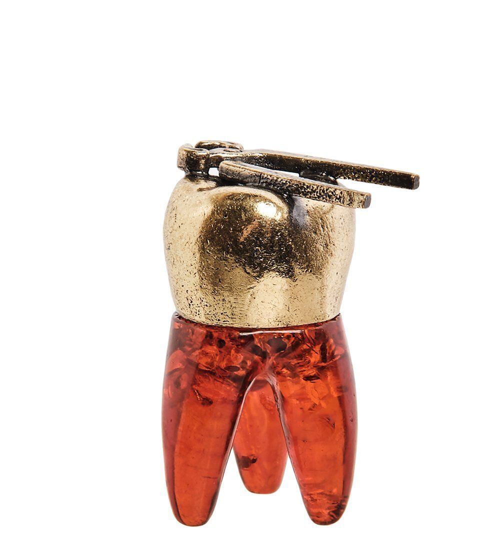 AM-2762 Фигурка «Зуб с щипцами» (латунь, янтарь)