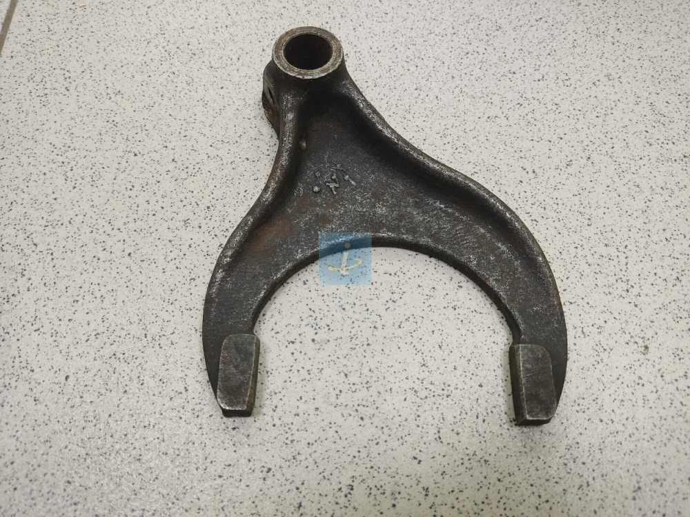 Вилка 236-1702024