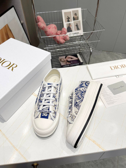 Christian Dior Walk'n'Dior Sneaker