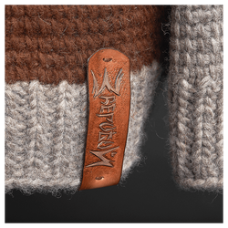 Шерстяной свитер «Сибирский душегрей» волк