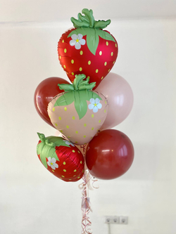 Воздушные шары клубничка №3479