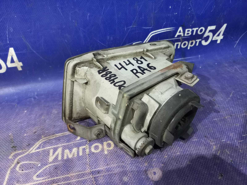 Туманка правая Honda ODYSSEY 1998-2001