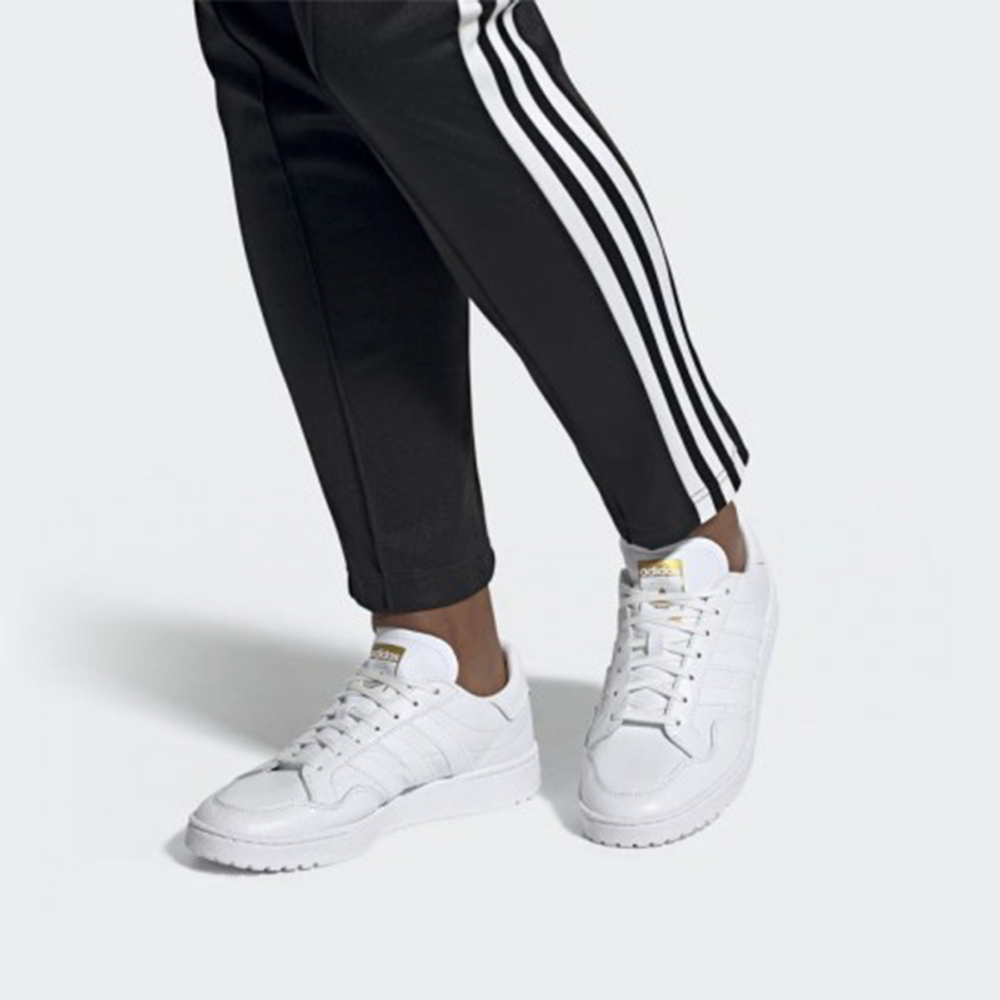 Кроссовки Adidas Originals Ozweego Pure