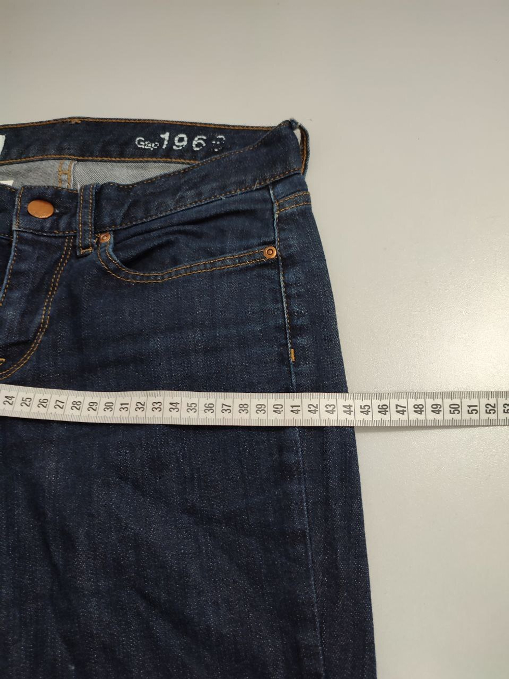 Джинсы базовые 44 размер