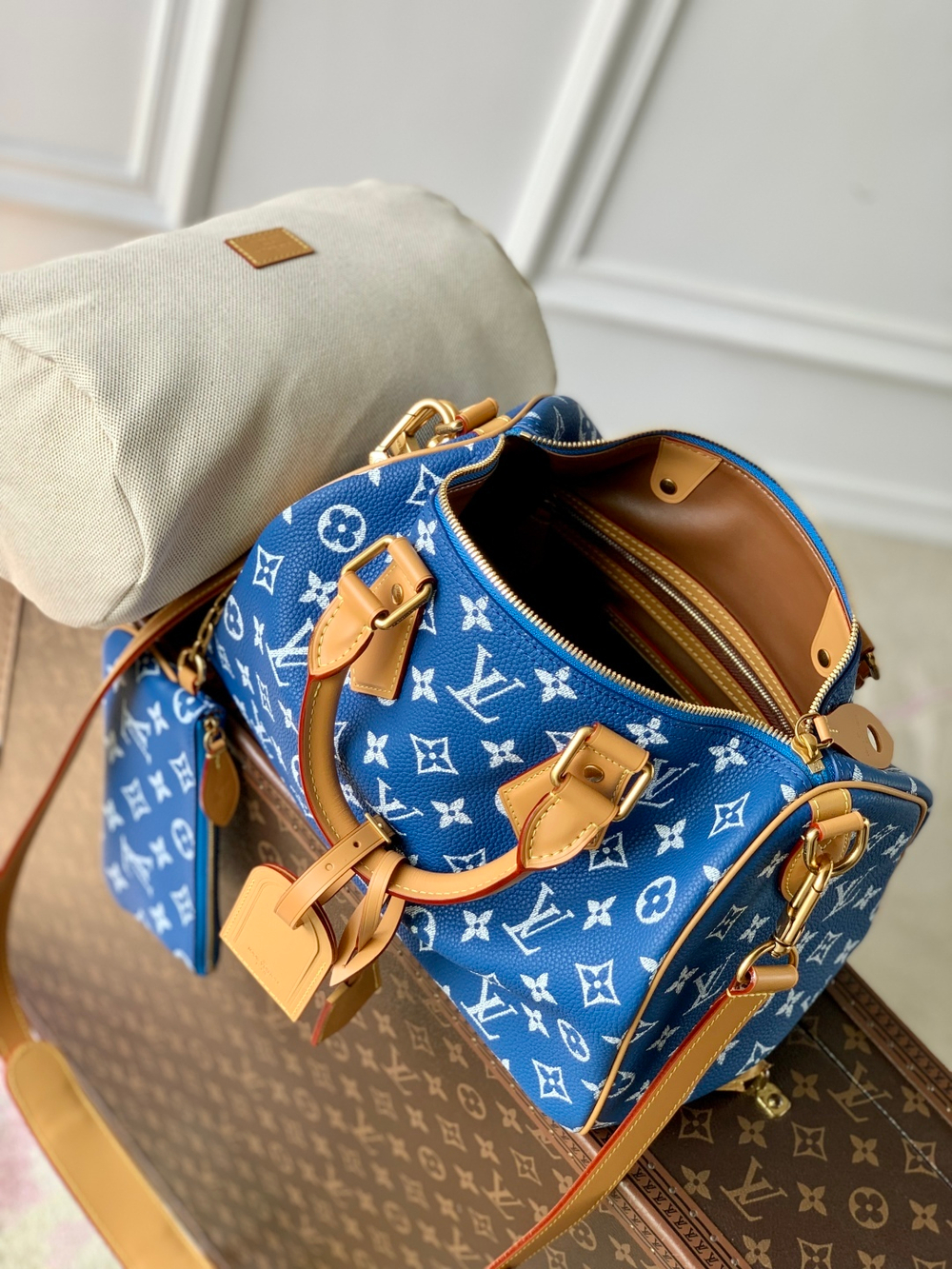Louis Vuitton Speedy P9 Bandouliere 30