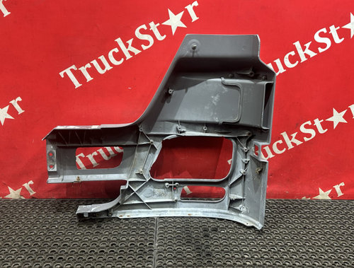 Угол бампера правый