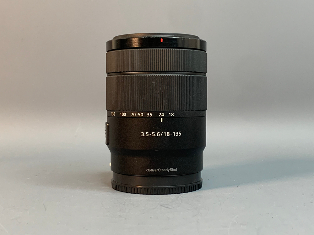 Sony E 18-135mm F3.5-5.6 OSS