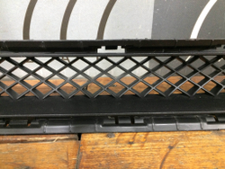 Решетка переднего бампера Hyundai Solaris 2 (HCR) 20-нв Б/У Оригинал 86561H5500