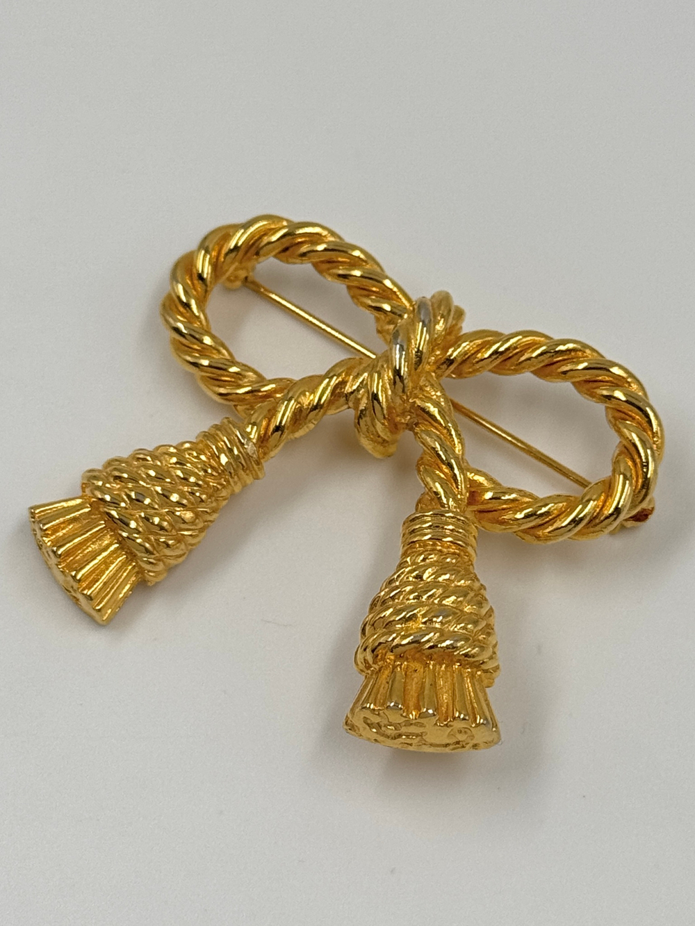 Брошь Бант Anne Klein