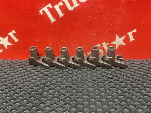 Комплект кронштейнов форсунок топливных 2017г