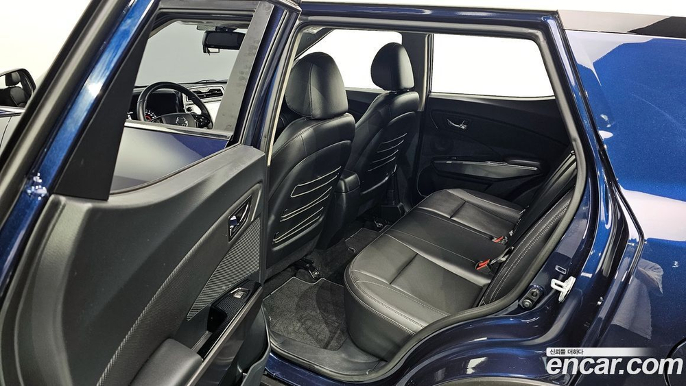 KG Mobility (Ssangyong) Very New Tivoli Бензин 1.5 2WD (03.2020)