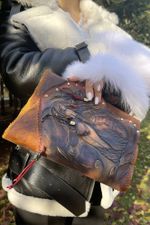 Чехол для карточек «Городские мотивы» красный