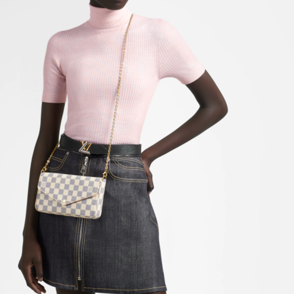 Сумка LOUIS VUITTON Pochette, N63106