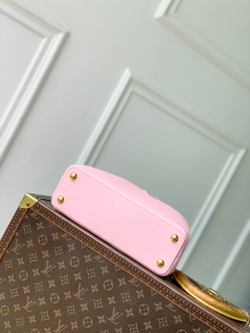 Louis Vuitton Capucines BB
