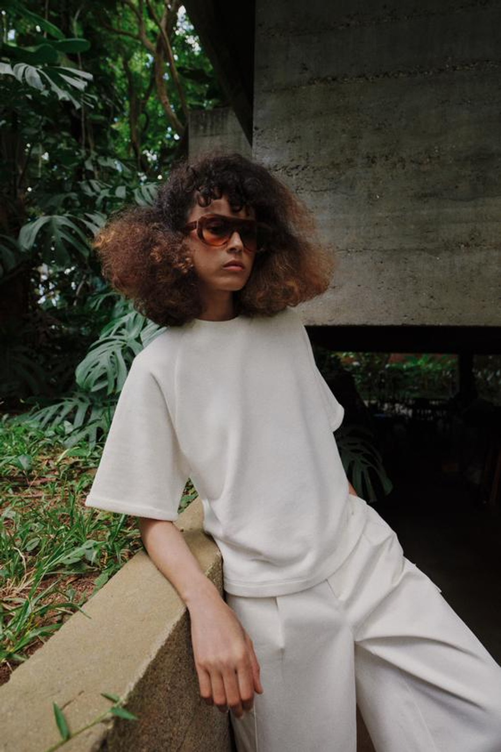 ZARA ТОЛСТОВКА С КОРОТКИМ РУКАВОМ, ЖЕЛТОВАТО-БЕЛЫЙ