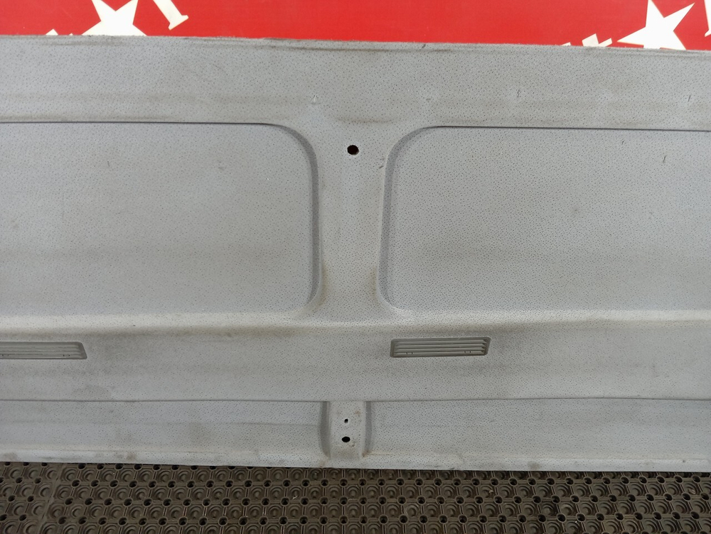 Обшивка задней стенки салона 2017 г.