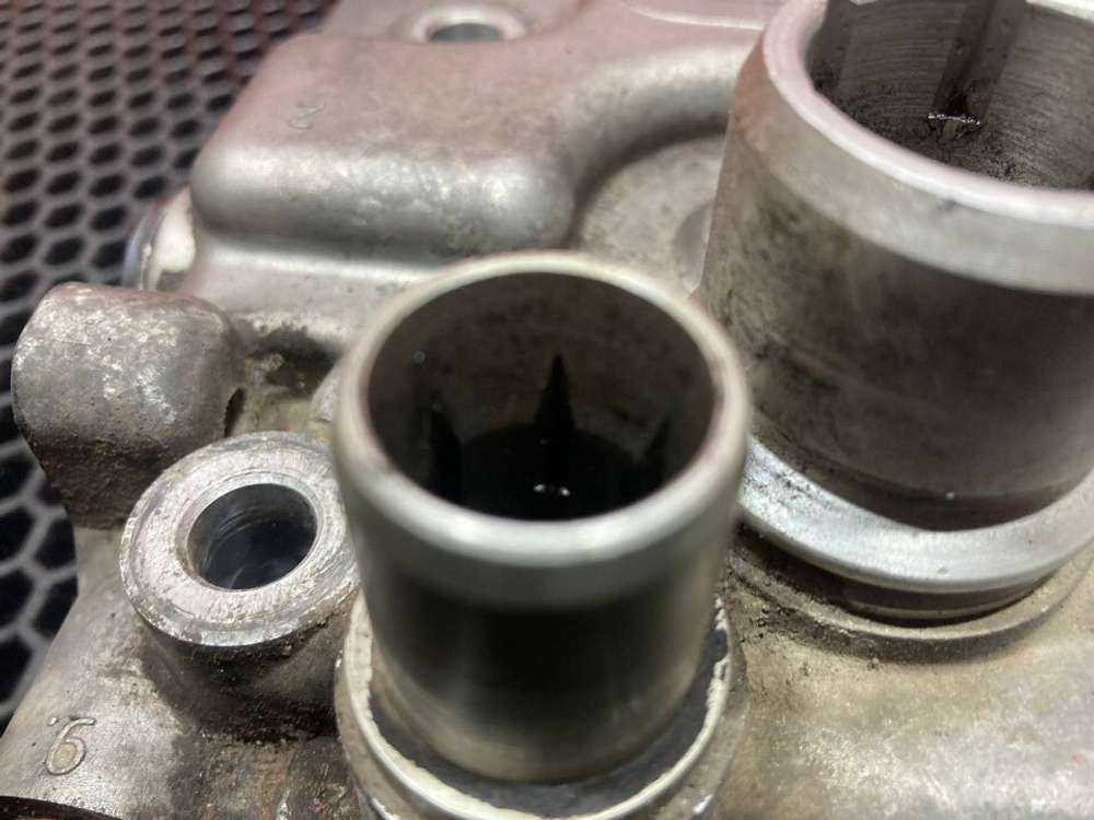 Головка цилиндра компрессора