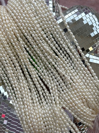 Жемчуг рис 3,7-3,8мм, 4А