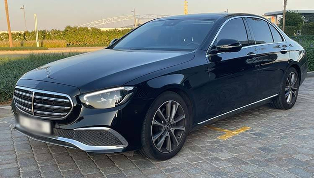 Mercedes E200