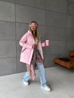 Осенняя куртка с капюшоном