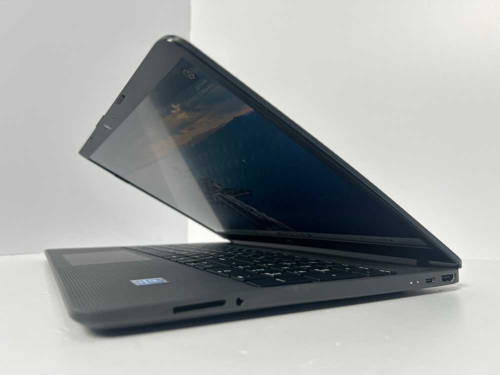 Ноутбук HP 15s-fq0094ur (669X9EA) 15.6"/Intel Pentium Silver N5030/RAM 4GB/SSD 256GB/Intel HD Graphics/1920*1080/IPS/Windows 11/Подсветка кл-ры: нет/серый Состояние: C1