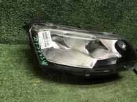 Битая Фара правая Skoda Rapid 1 (12-17) галоген