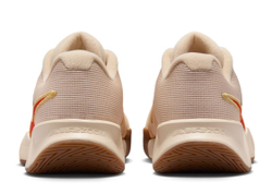 Женские Кроссовки теннисные Nike Zoom GP Challenge Pro Premium - Бежевый