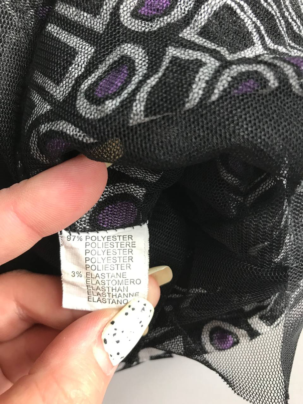 Блузка для лаконичного образа, визуально на 42 размер