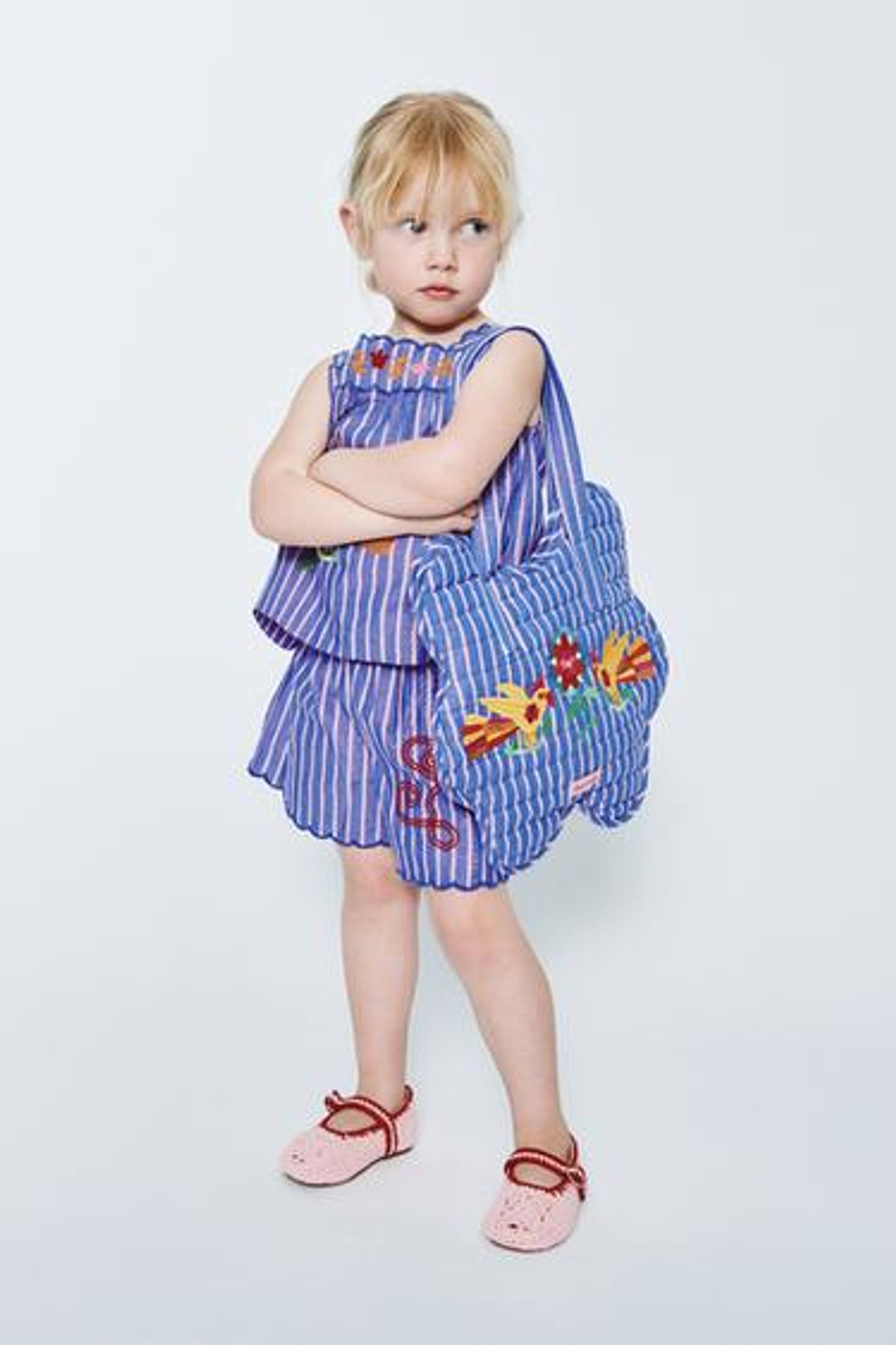 ZARA X SISSEL EDELBO ТОП В ПОЛОСКУ С ВЫШИВКОЙ, СИНИЙ