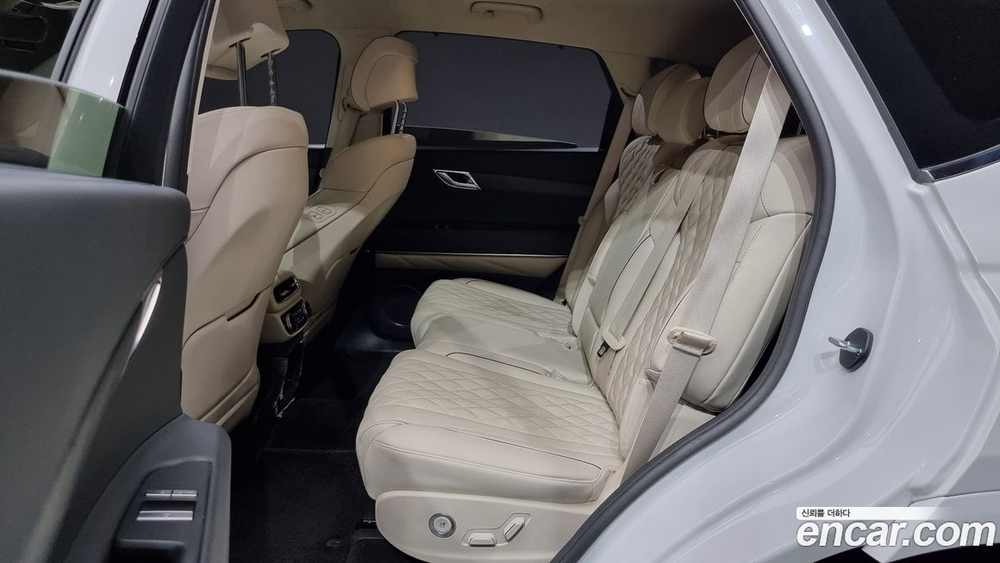 Genesis GV80 2.5T Бензин AWD (01.2023)