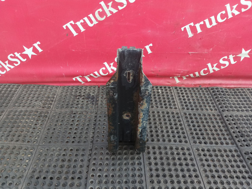 Кронштейн топливного бака 2018г