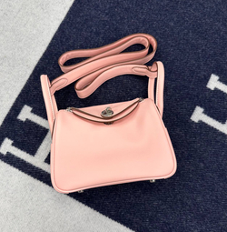 Сумка Hermes Lindy Rose Sakura Palladium Hardware