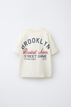 ZARA ФУТБОЛКА С ПРИНТОМ BROOKLYN, ЭКРЮ