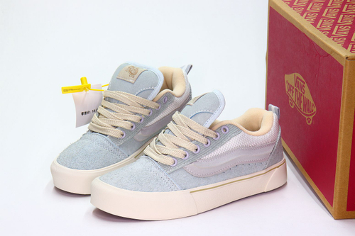 Кроссовки нат. Кожа (36-41)р. / шт. 526-393