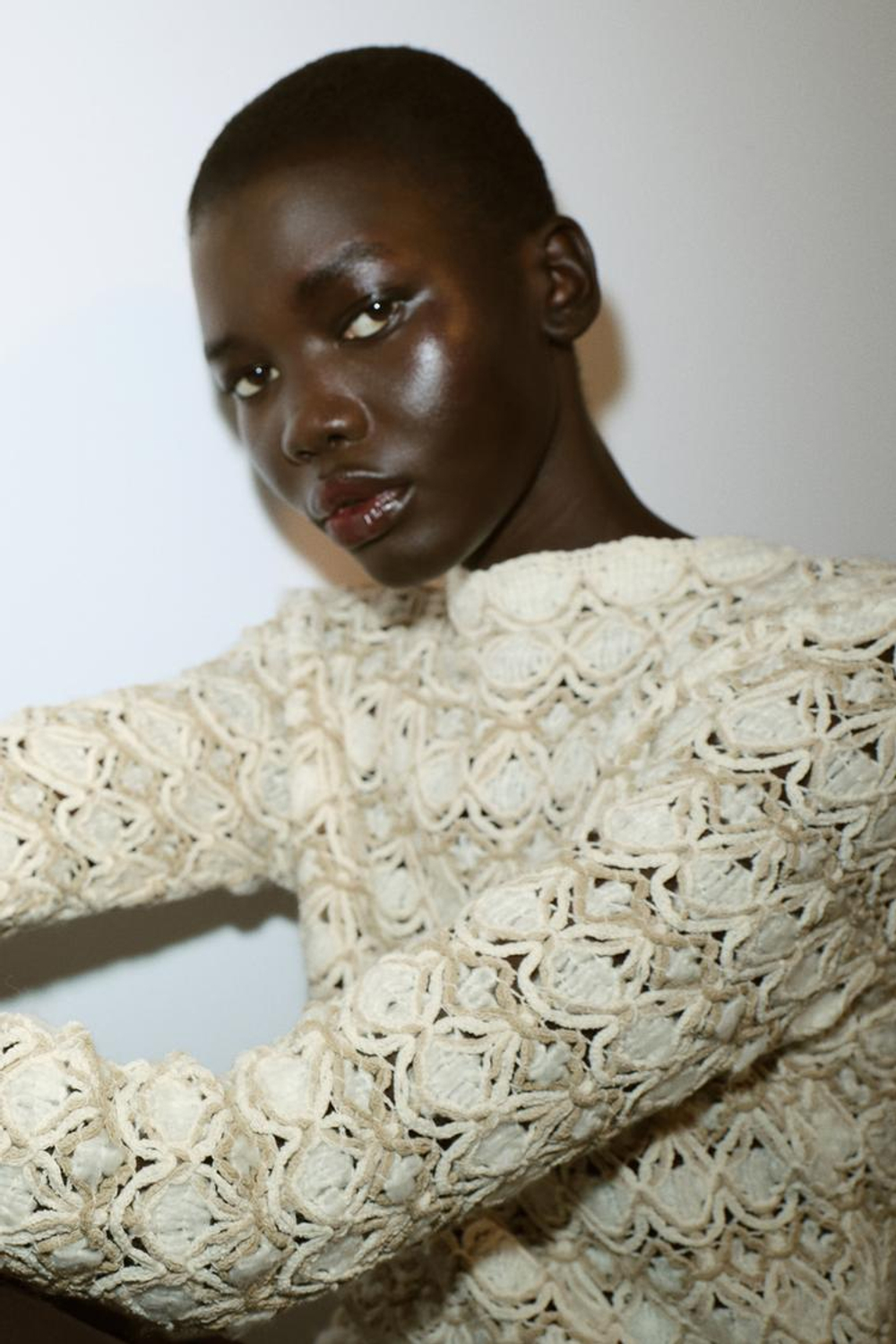 ZARA ДЖЕМПЕР СТРУКТУРНОЙ ВЯЗКИ, ЭКРЮ