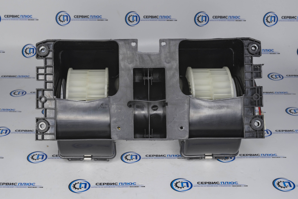 Мотор отопителя SHACMAN X3000 с крыльчаткой DZ14251841103