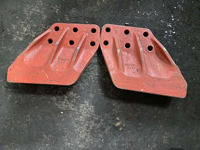 Бокорез Hitachi 2021233 ZX330 оригинал Hitachi