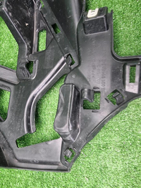 Кронштейн ПТФ правый BMW X1 F48 (2019-2022)