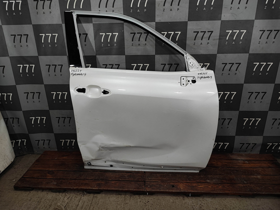 Дверь передняя правая Toyota Highlander 4 (U70) 19-нв Б/У Оригинал 670010E171