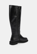 Сапоги // Mare // Black