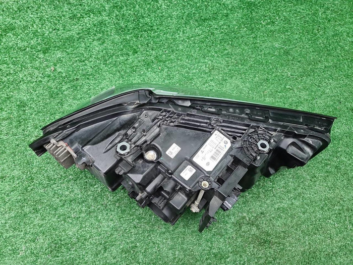Фара левая BMW 5er G30 (2020-2023) LED