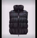 Жилет Moncler