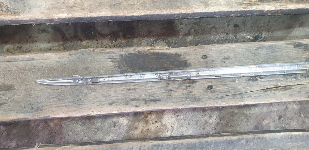 Молдинг заднего бампера Mercedes E-Class (W213) 16-21 Б/У Оригинал A2138850121