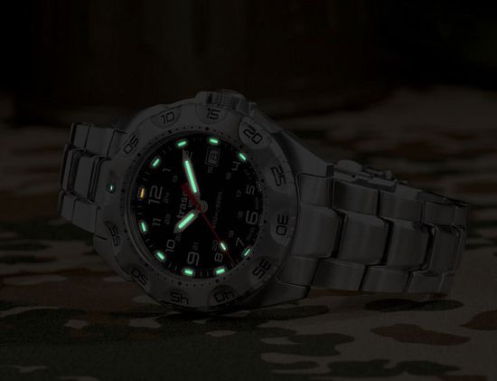 Наручные часы Traser Survivor 105474 (сталь)