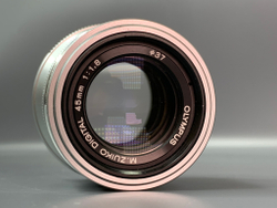 Olympus 45mm 1.8 Micro 4/3