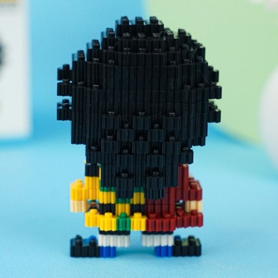 Конструктор "Mini Blocks Demon Slayer, Giyuu Tomioka" 68288, (252 детали)