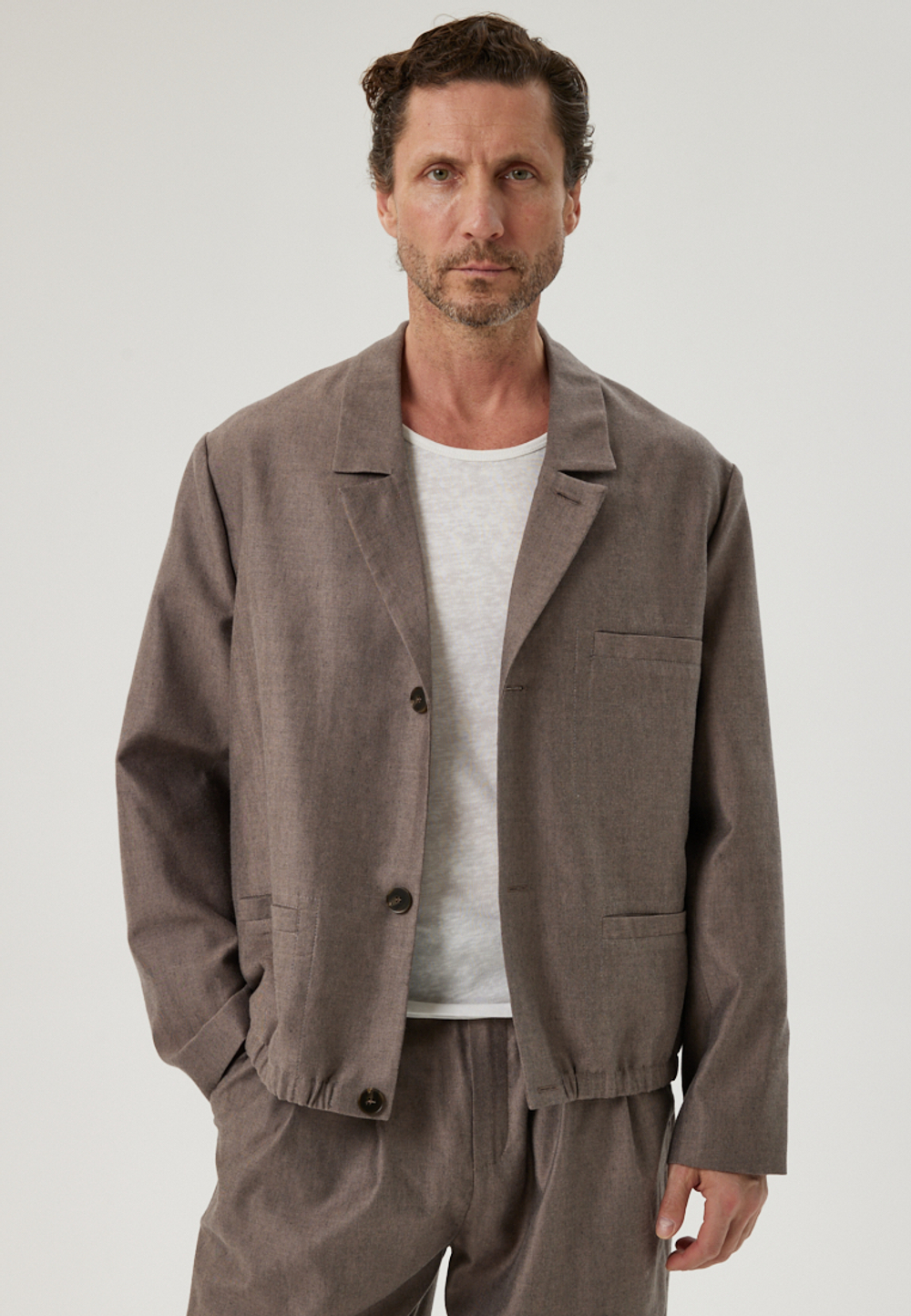 Свободный бомбер серого цвета