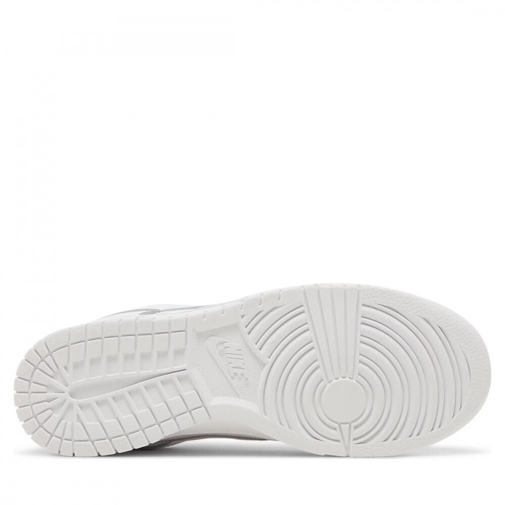 Nike Dunk Low Triple White